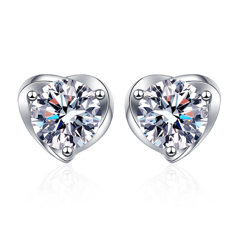 Four Claw Heart Moissanite Stud Earrings 0.5ct