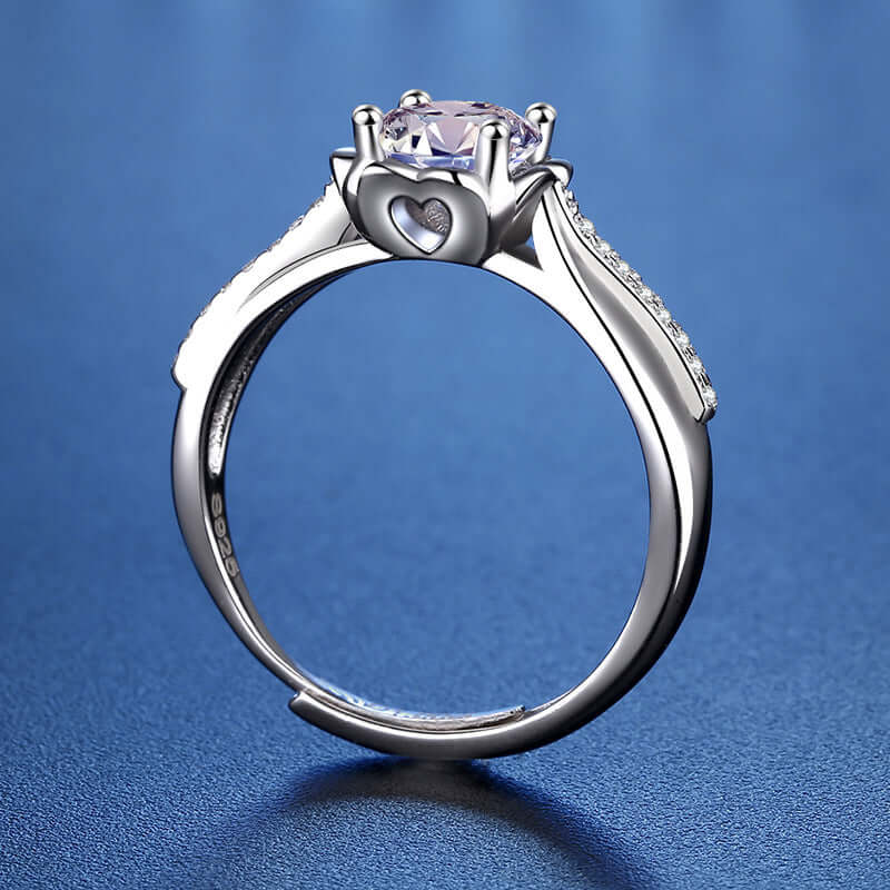 Heart Shaped Flower Moissanite Ring 1.0ct