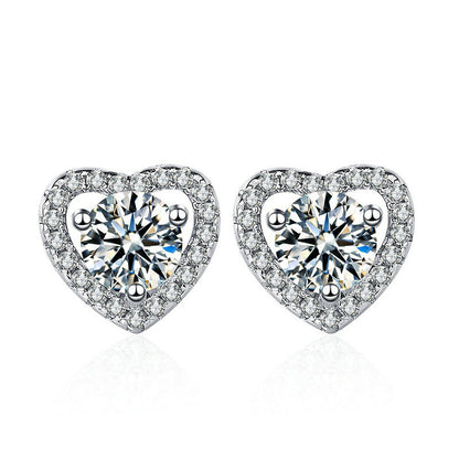 Four Claw Heart Moissanite Stud Earrings 0.5ct