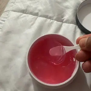 Cool, de-puffing mini spa